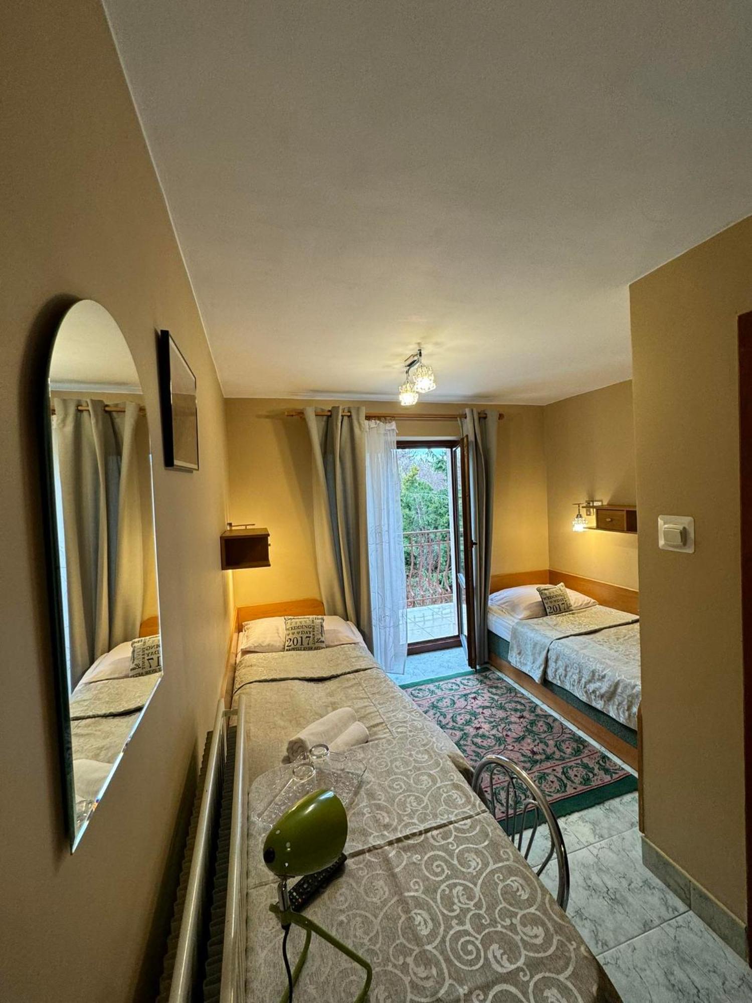 Galant Hotel Величка Екстер'єр фото